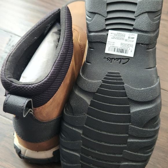 MEN'S CLARKS GROVE ZIP II WINTER BOOTS, SIZE 11.5 M. NEW WITH BOX. - Picture 9 of 11